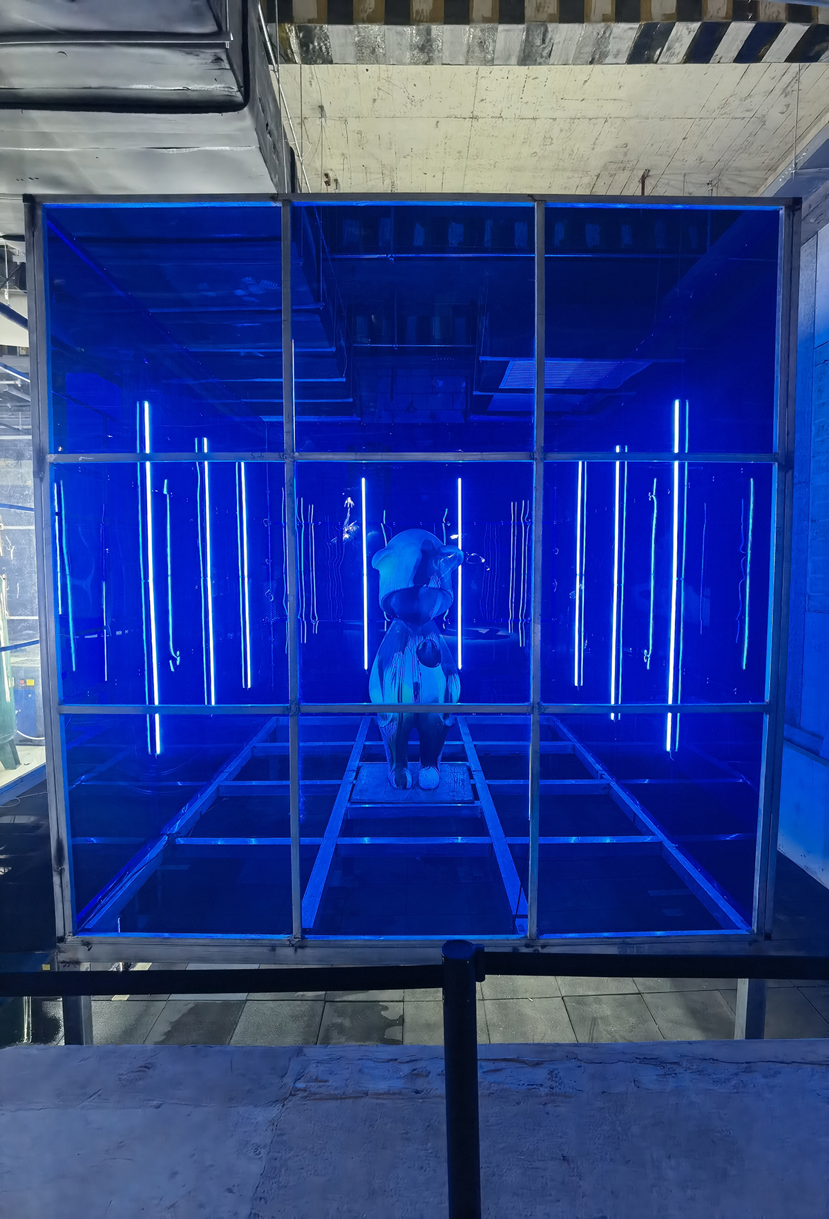 images/art/2022-08-28 OutSad-悲伤之外/19.jpg